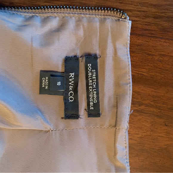 RW&CO. Women's Vegan Leather Midi Pencil Skirt in Oyster size 10 - Picture 4 of 5